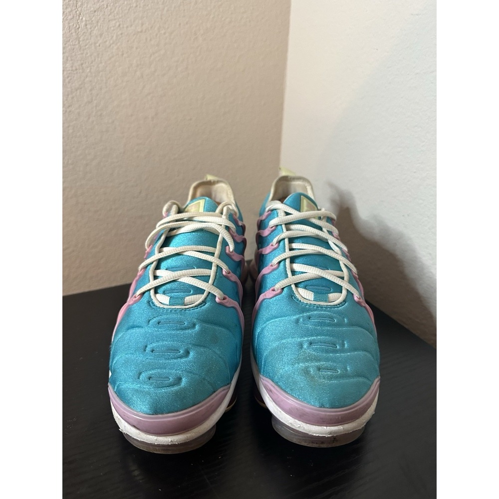 Nike Air VaporMax Plus Womens Blue Pink Athletic Running Shoes Sneakers Size 8 - Picture 3 of 9